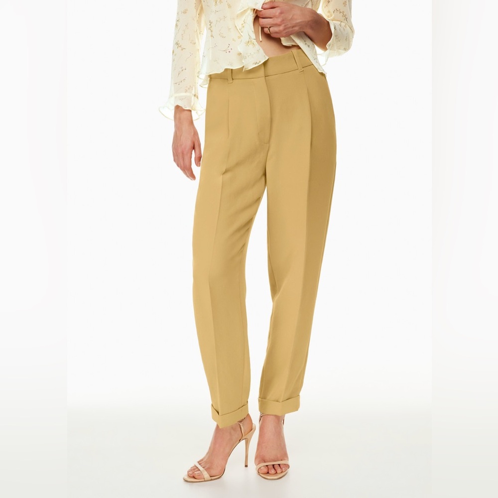 BNWT aritzia/wilfred sandy beige high waisted dashwood pleated crepe size 4
